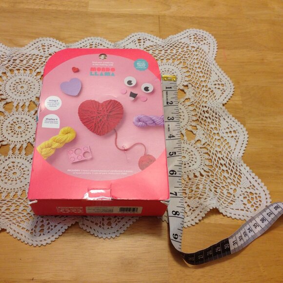 Art Kit, Mondo Llama from Target, new for ages 6+ - Picture 2 of 7